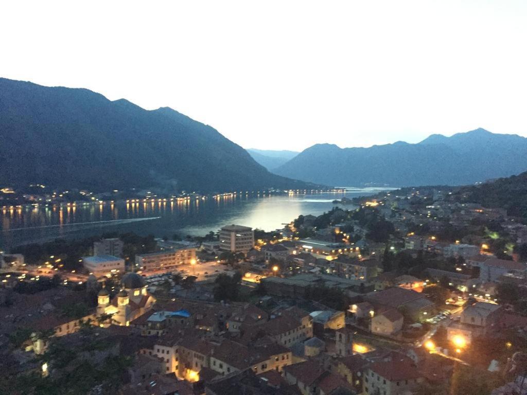 Studio Jeff 1 Apartman Kotor Kültér fotó